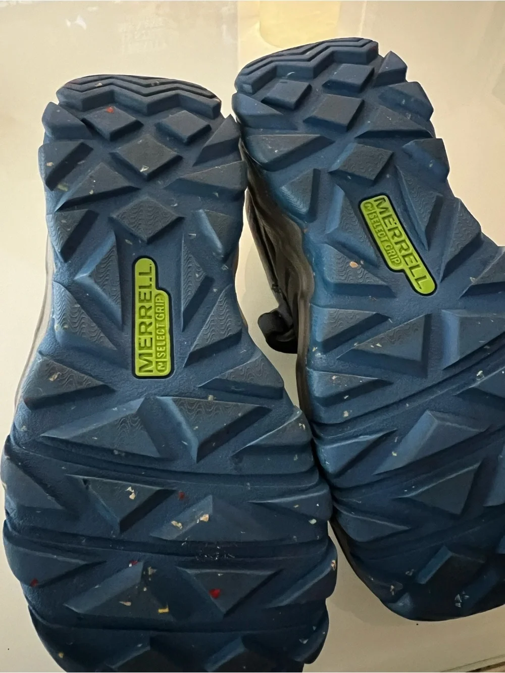 Merrell Boy’s Waterproof shoes sandals Size 13M